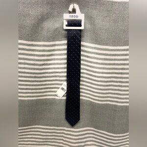 Izod NWT‎ Black with Pattern Neck Tie